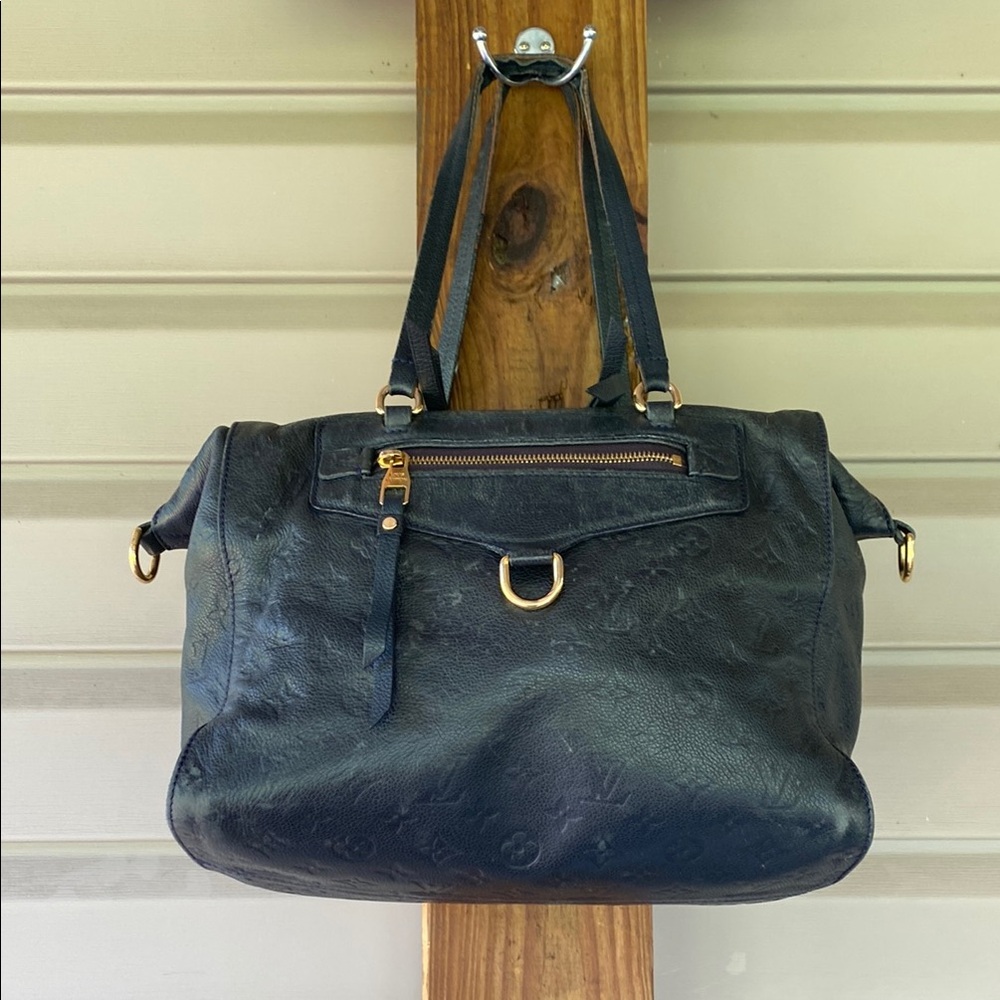 Louis Vuitton Black and Gold Shoulder Bag with Structured Elegance